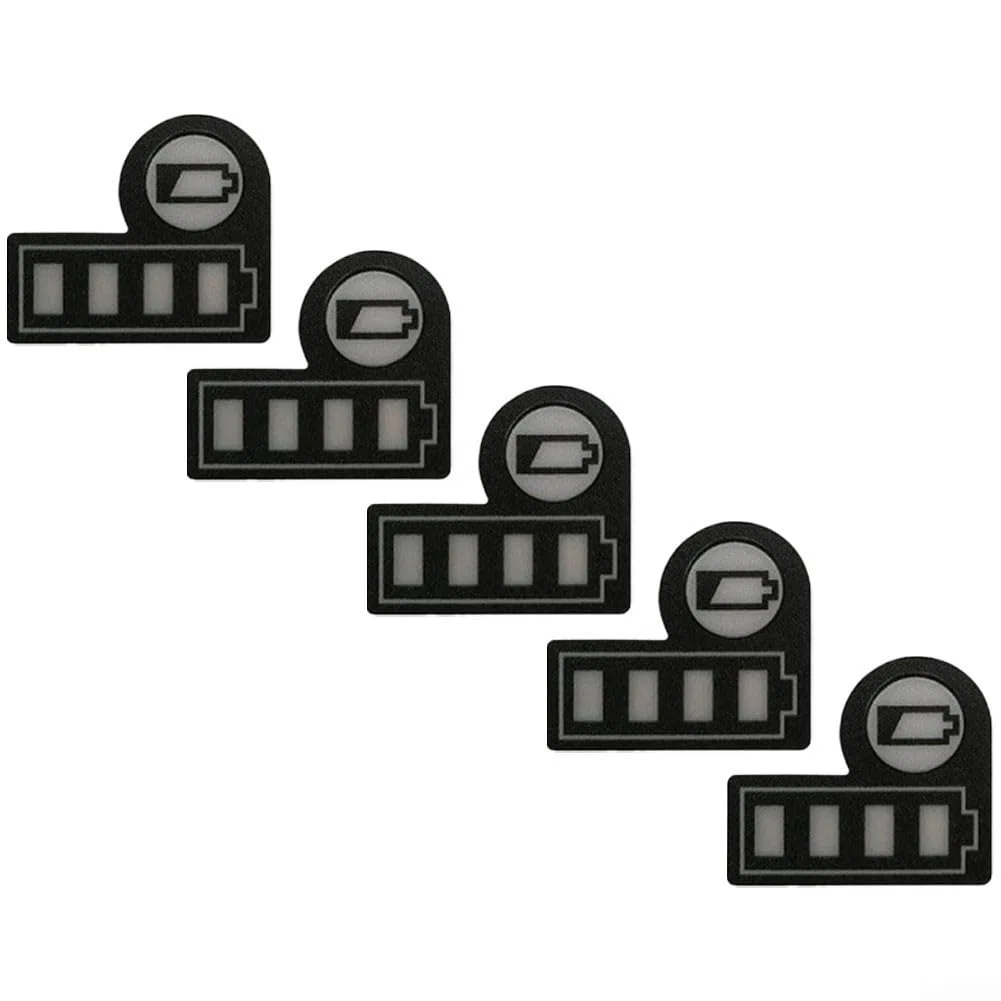 Juego de cinco pegatinas de repuesto diseñadas para adaptarse a modelos específicos de batería